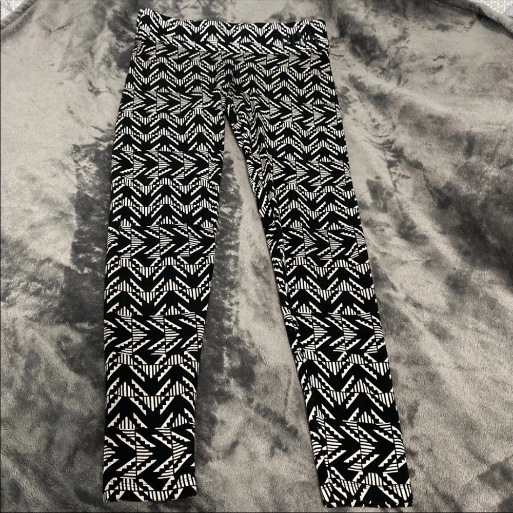 Victoria's Secret PINK pattern leggings